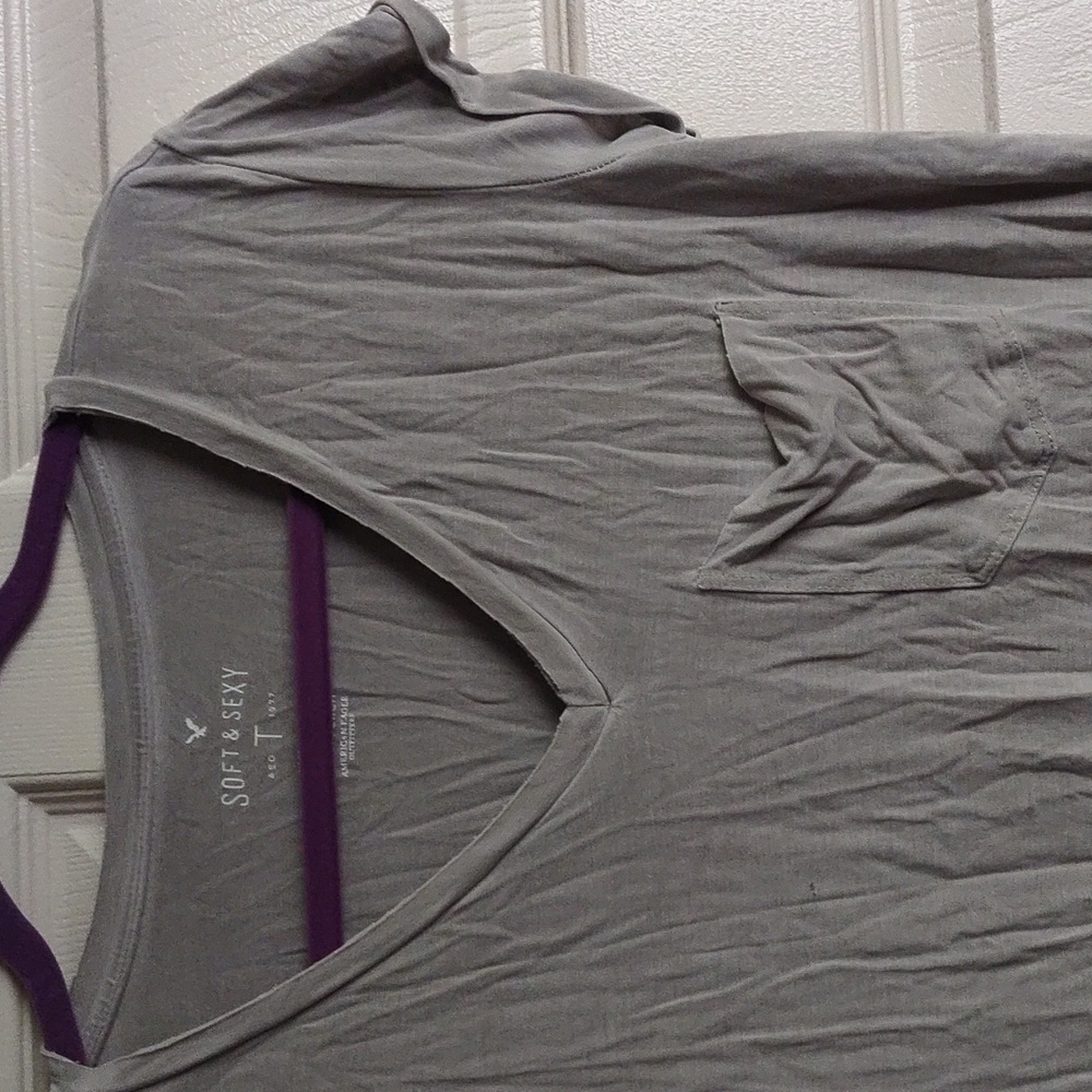Basic tshirt - Picture 2 of 2